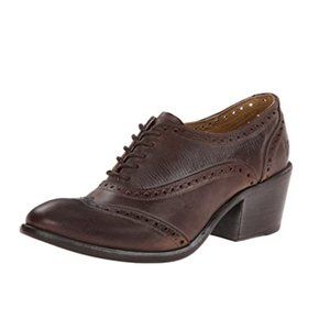 Frye Women's Maggie Perf Wingtip Oxford